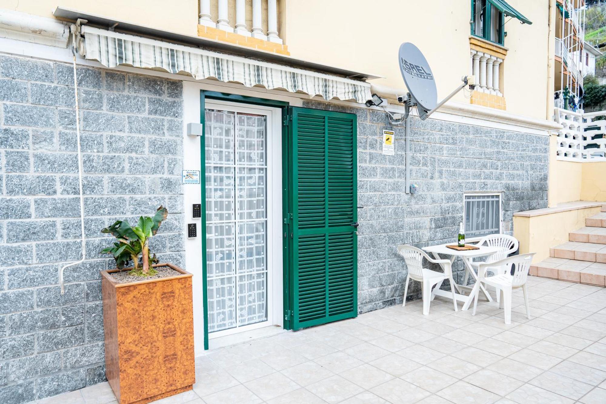 Casa Stefi Sunremo - Parcheggio Privato, 500 Mt Dalla Spiaggia San Remo Kültér fotó